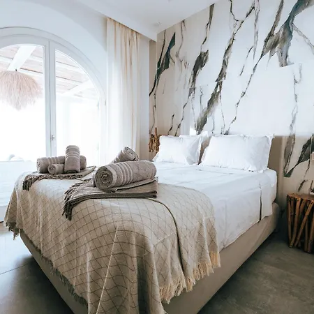 La Villa, Independent With Pool And Jacuzzi Villa Chorto